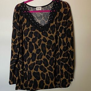 BiBi Leopard Print Circle Lace Detail Top XL NEW